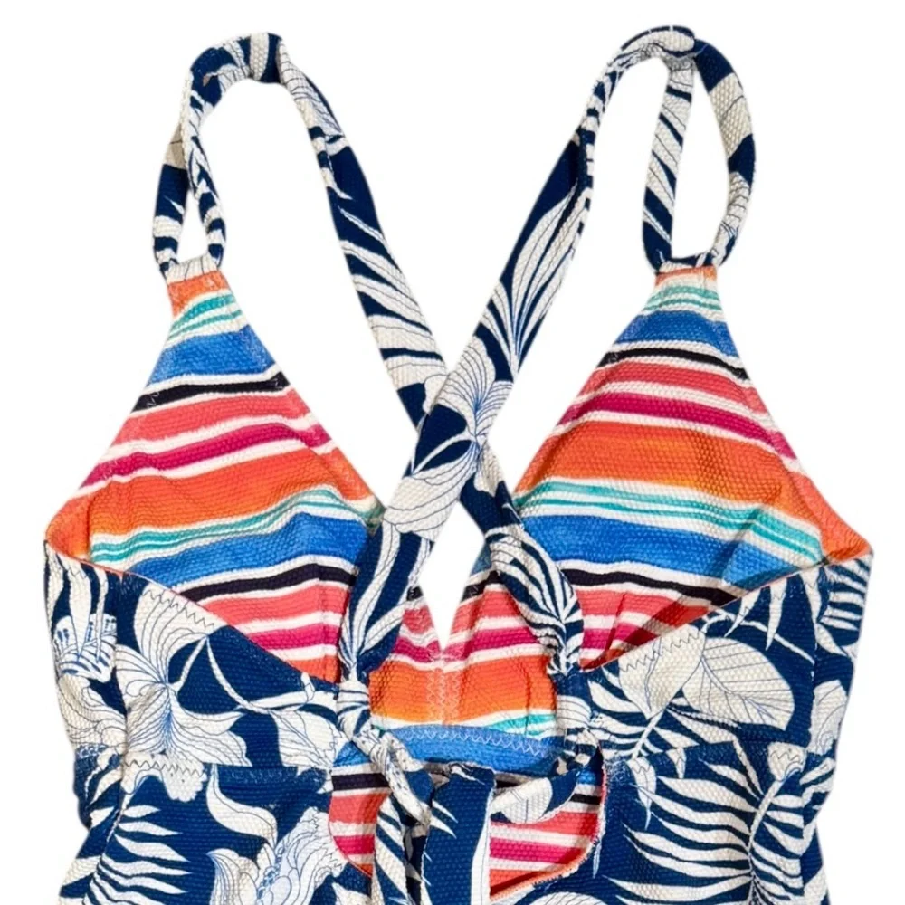Tommy Bahama Island Cays Blooms Reversible Crossback Tankini Top